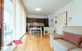 Como Comfort Flat By Wonderful Italy